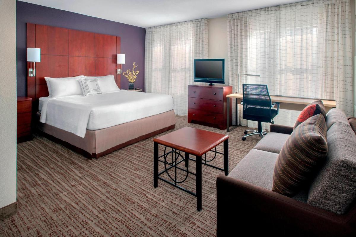 Residence Inn Alexandria Old Town South at Carlyle - Housity