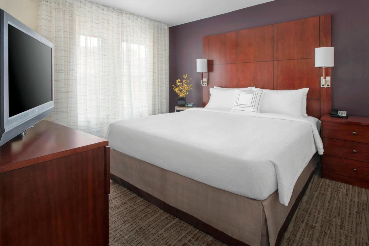 Residence Inn Alexandria Old Town South at Carlyle - Housity