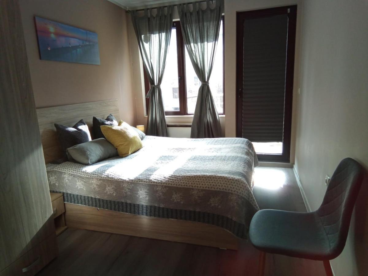 Apartment 46 - Housity