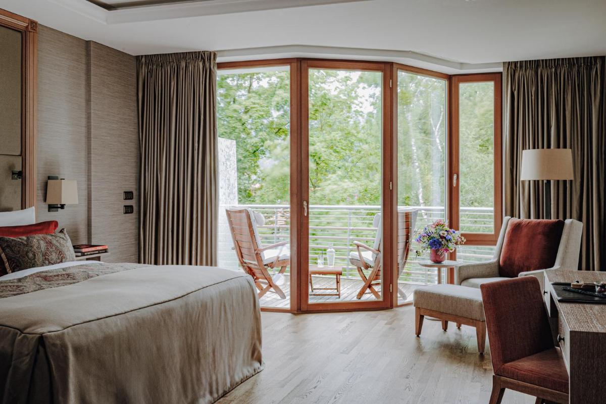 Ein Bett oder Betten in einem Zimmer der Unterkunft Althoff Seehotel Überfahrt
