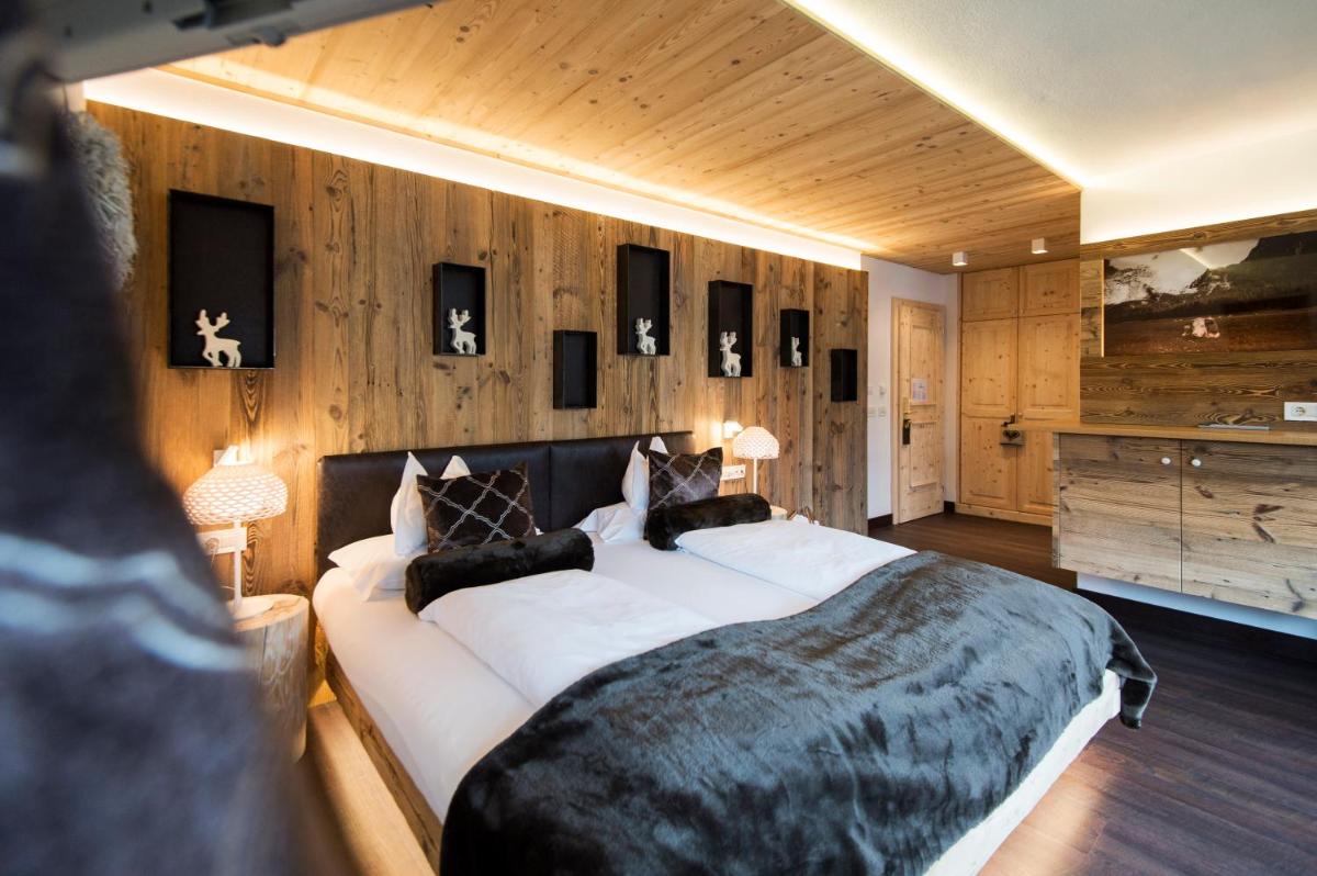 Hotel Chalet S - Dolomites Design - adults recommended - Housity