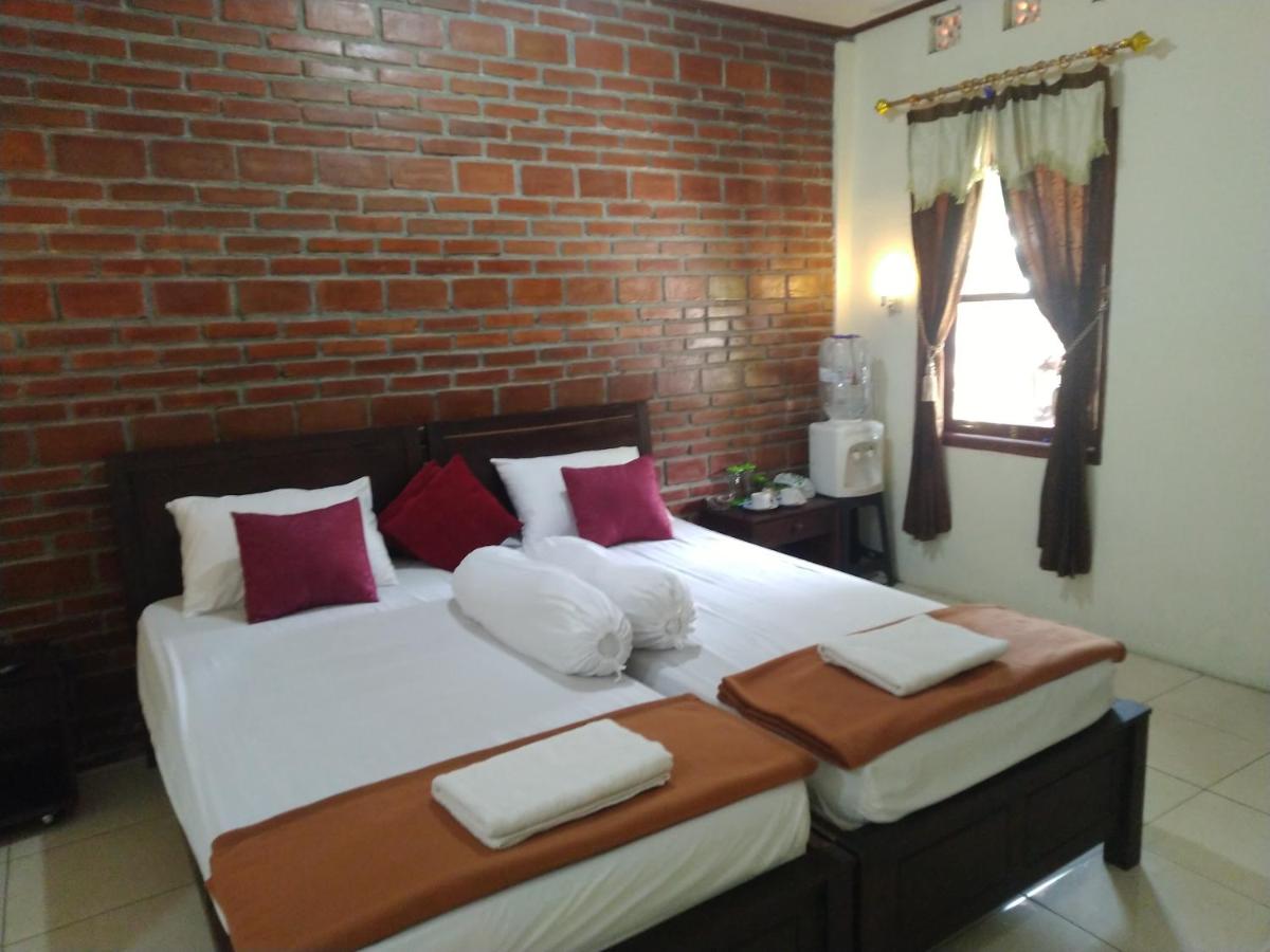 Penginapan Homestay Mudiyono Syari'ah - Hizvo