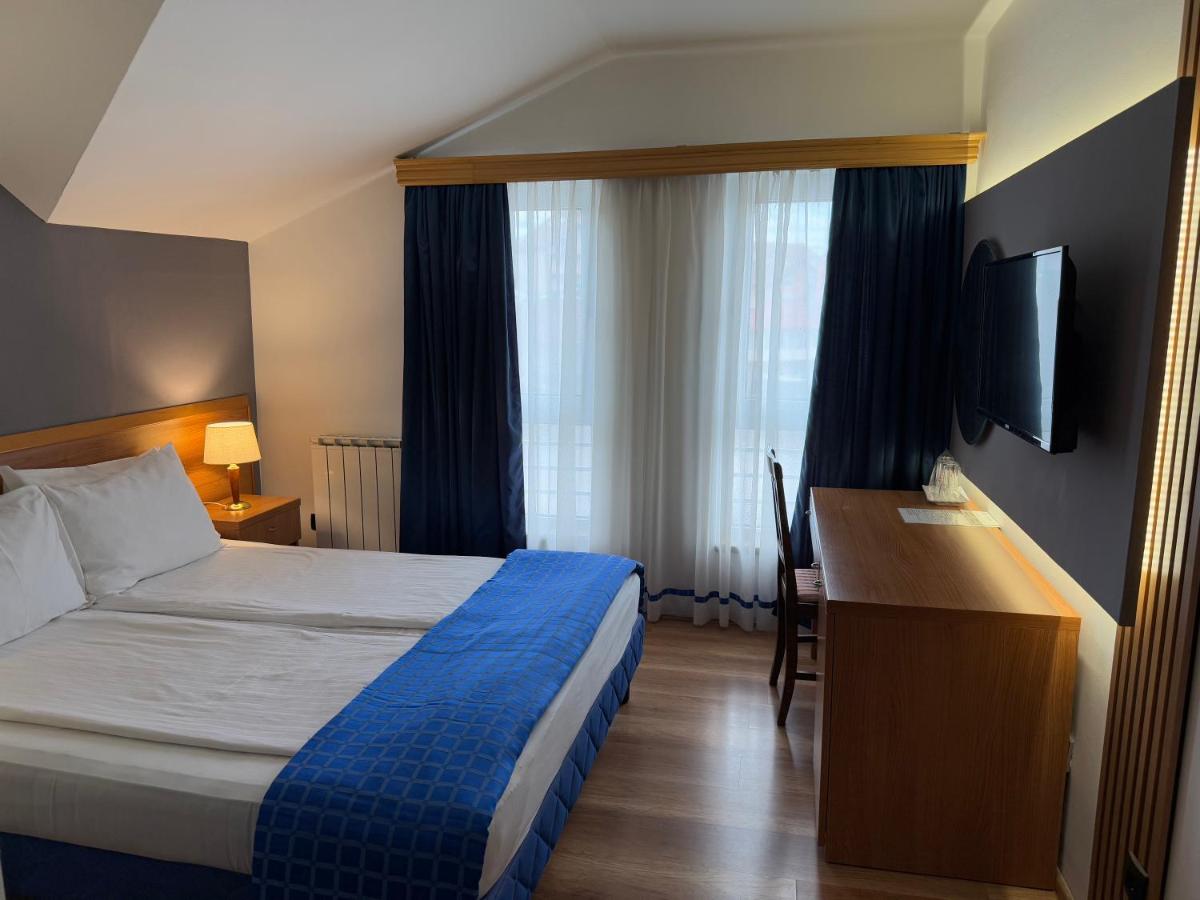 Motel M Vlasenica - Housity