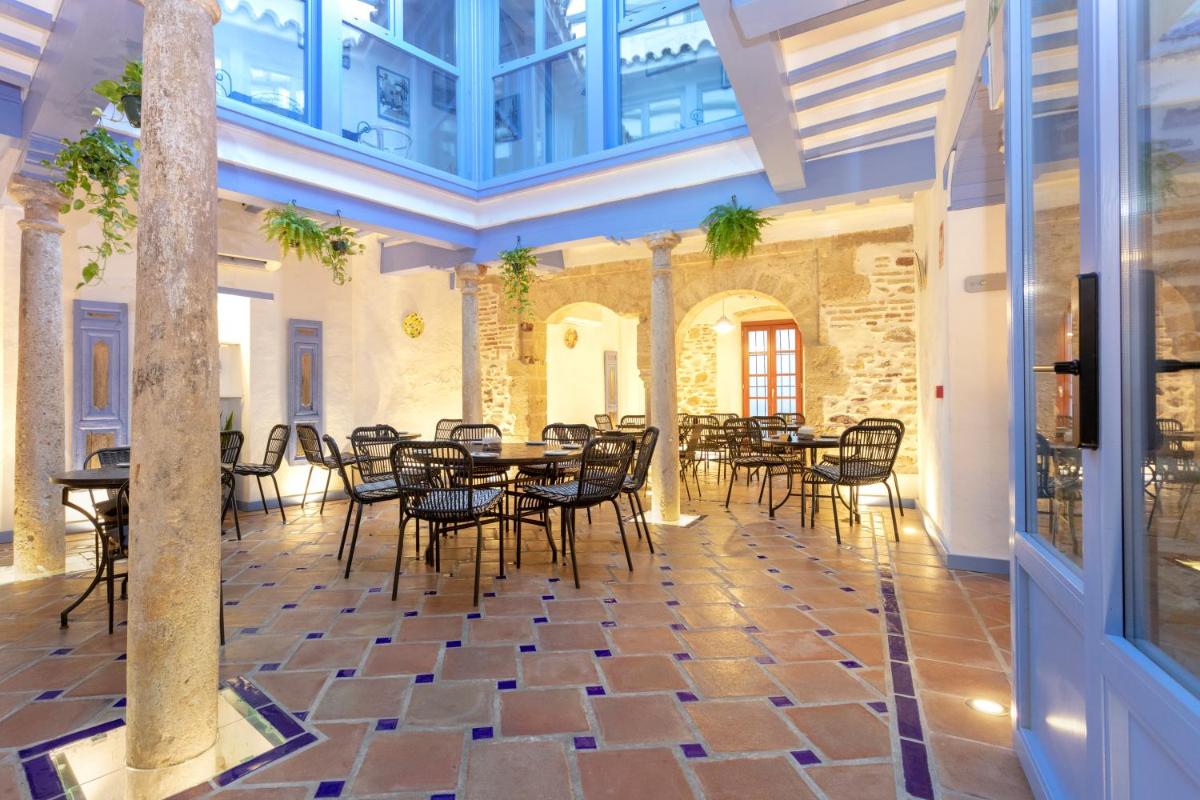 The Old House Marbella - Housity