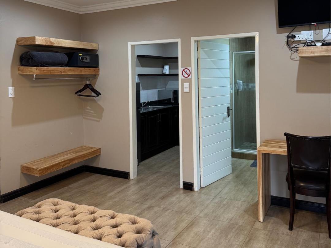 Thabazimbi Country Lodge - Housity