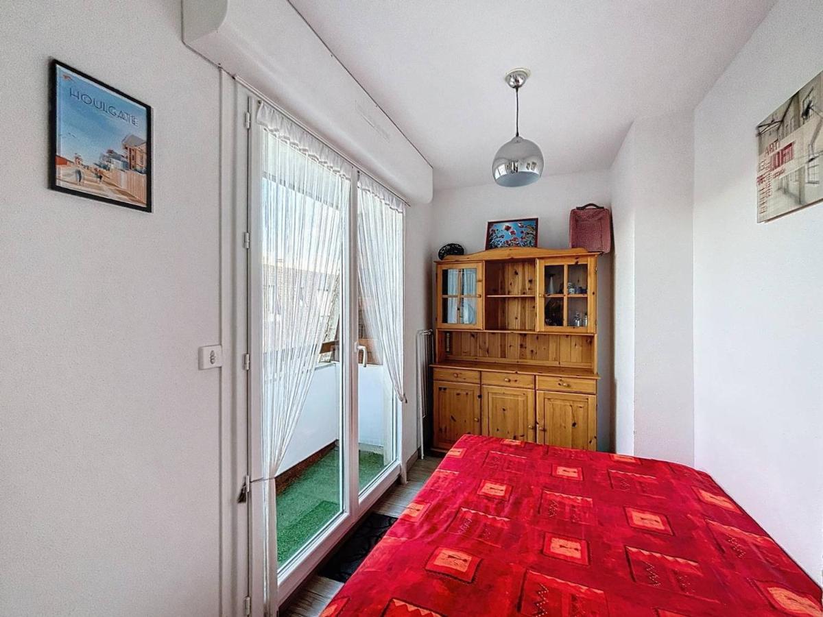 Charmant Studio Cabine 4 Pers, Balcons, Parking Privé, à 300m de la Plage de Merville-Franceville - FR-1-465-37 - Housity