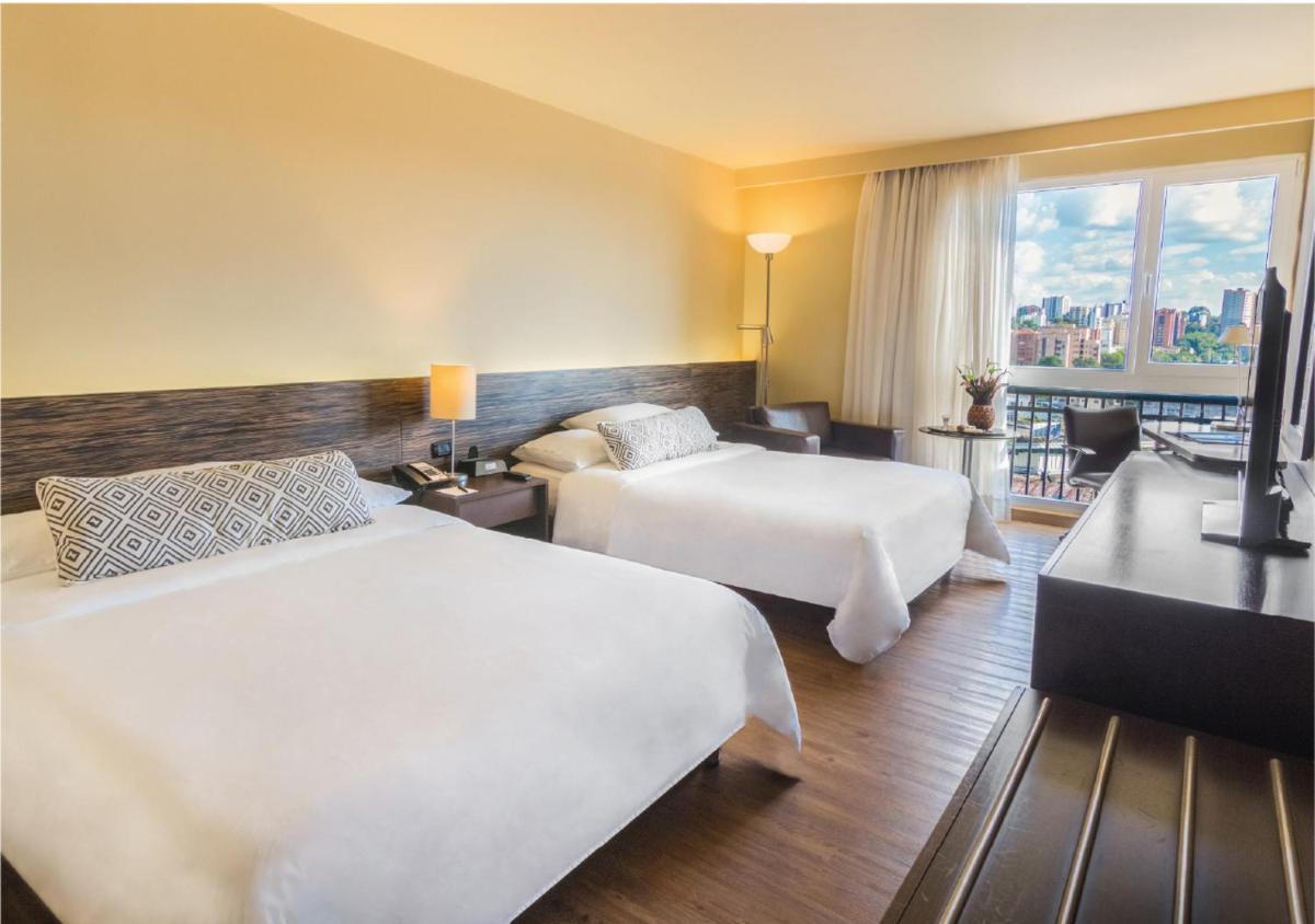 Movich Hotel de Pereira - Housity