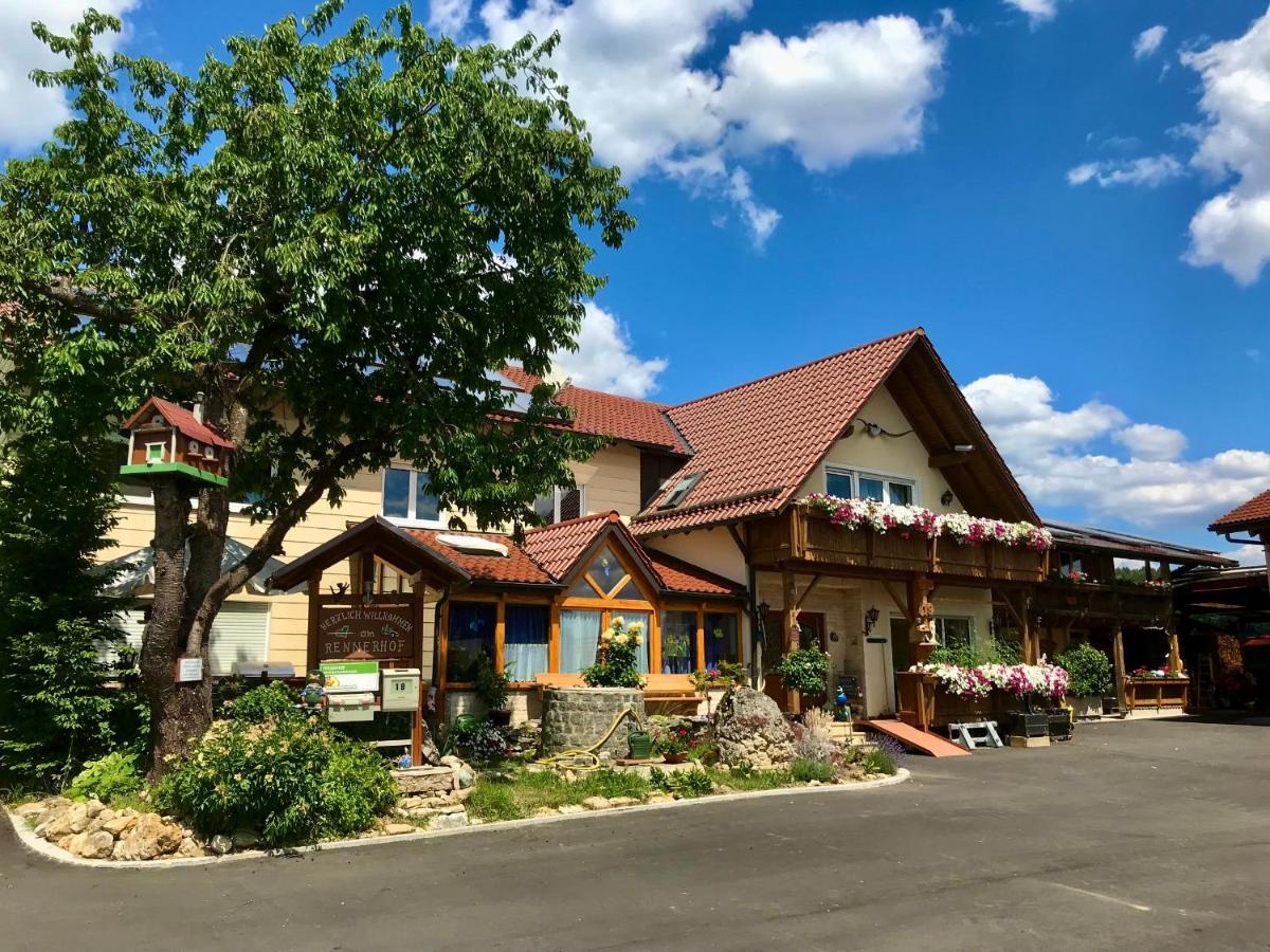 Rennerhof-Siebeneichen Fewo Frechdachs - Housity