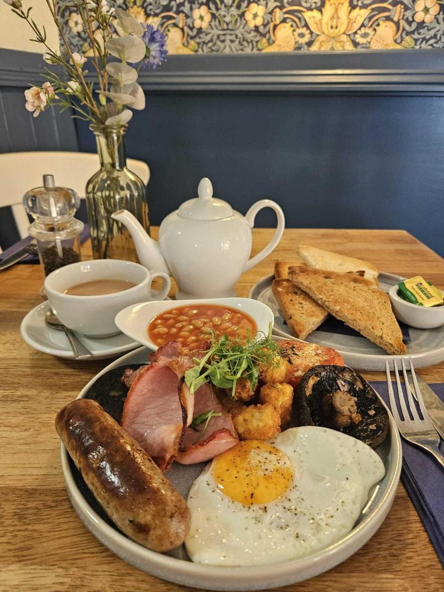 The Kings Arms - Housity