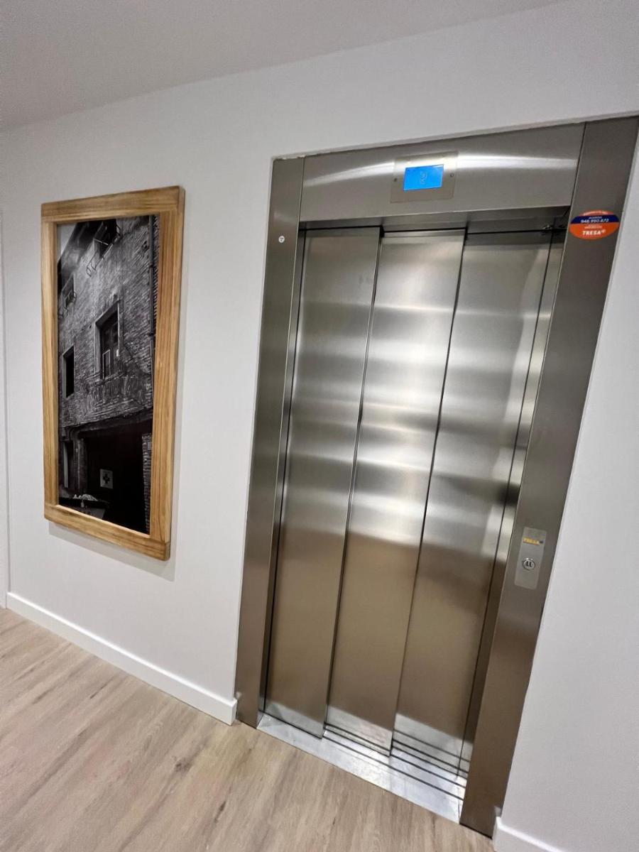 Iraipe Estella La Rúa Auto Check-in - Housity