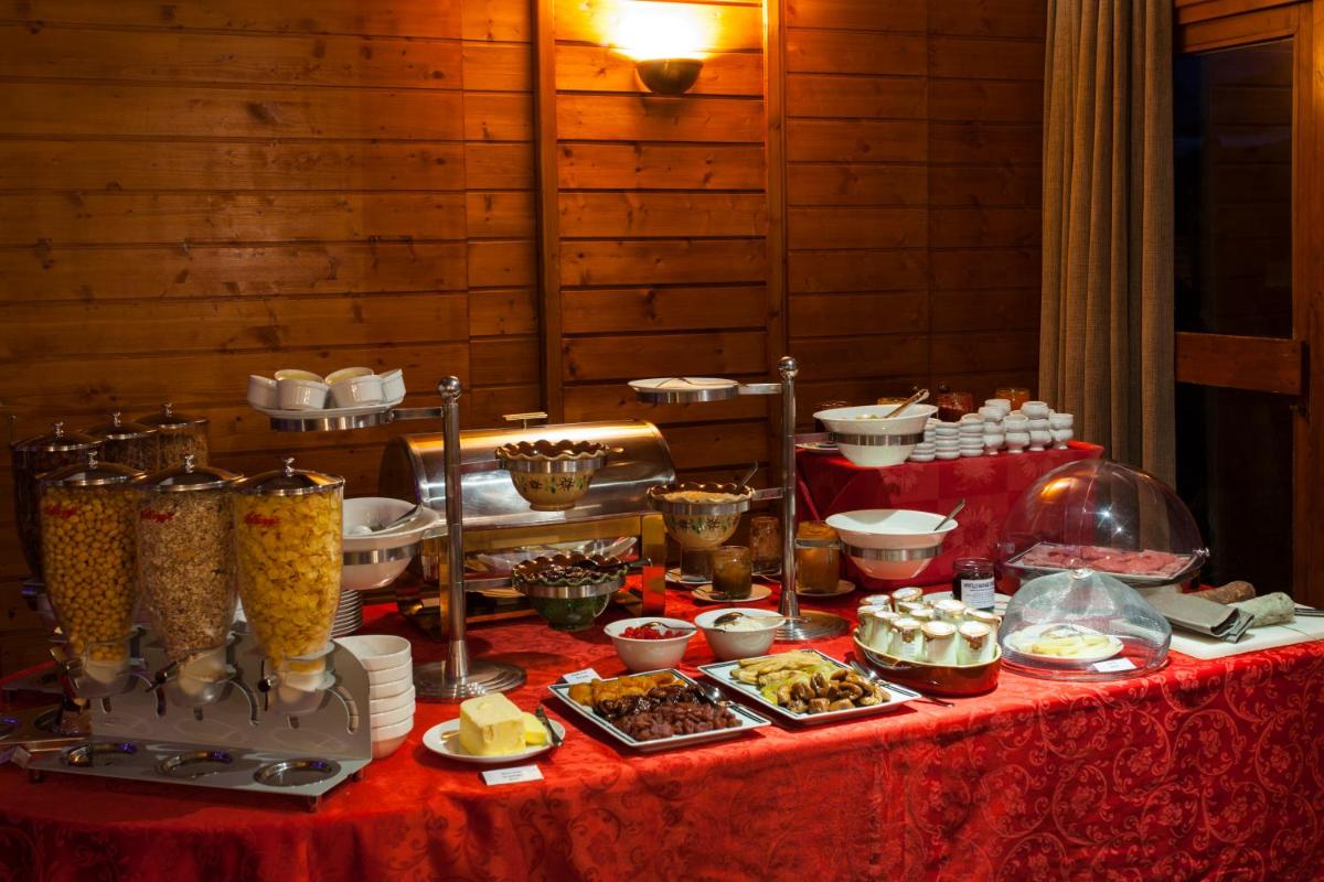 Nourriture dans l'hôtel ou à proximité