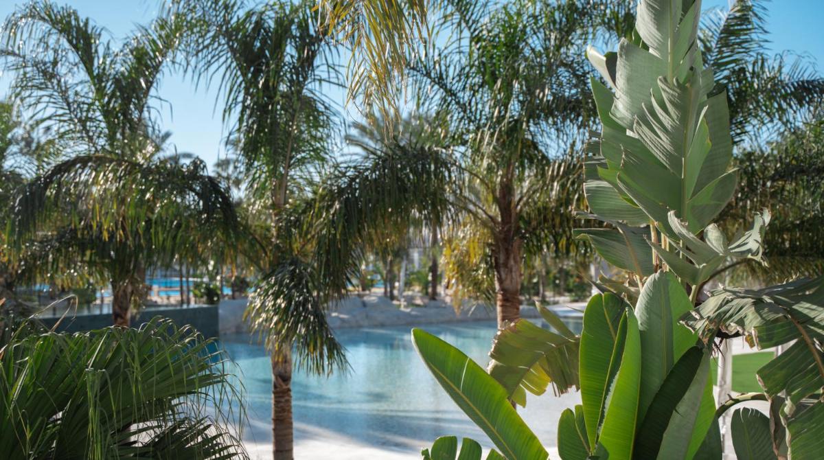 Piscina en o cerca de Calderona Wellness
