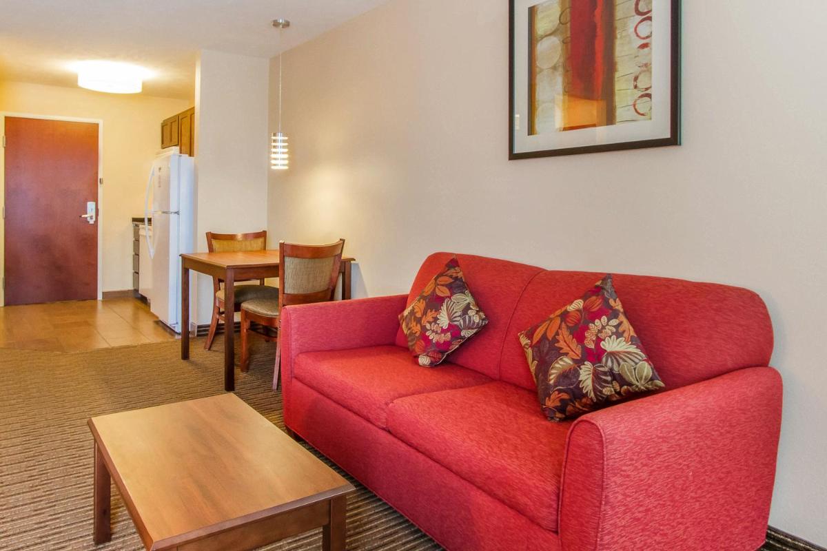 MainStay Suites Grand Island - Housity
