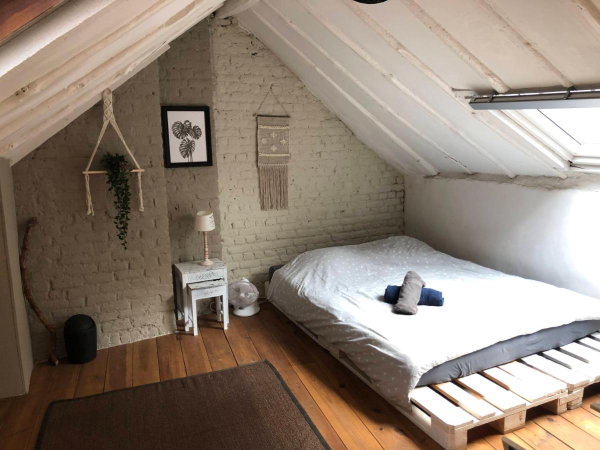 Bruxelles centre petite chambre privée au Sablon ! - Housity