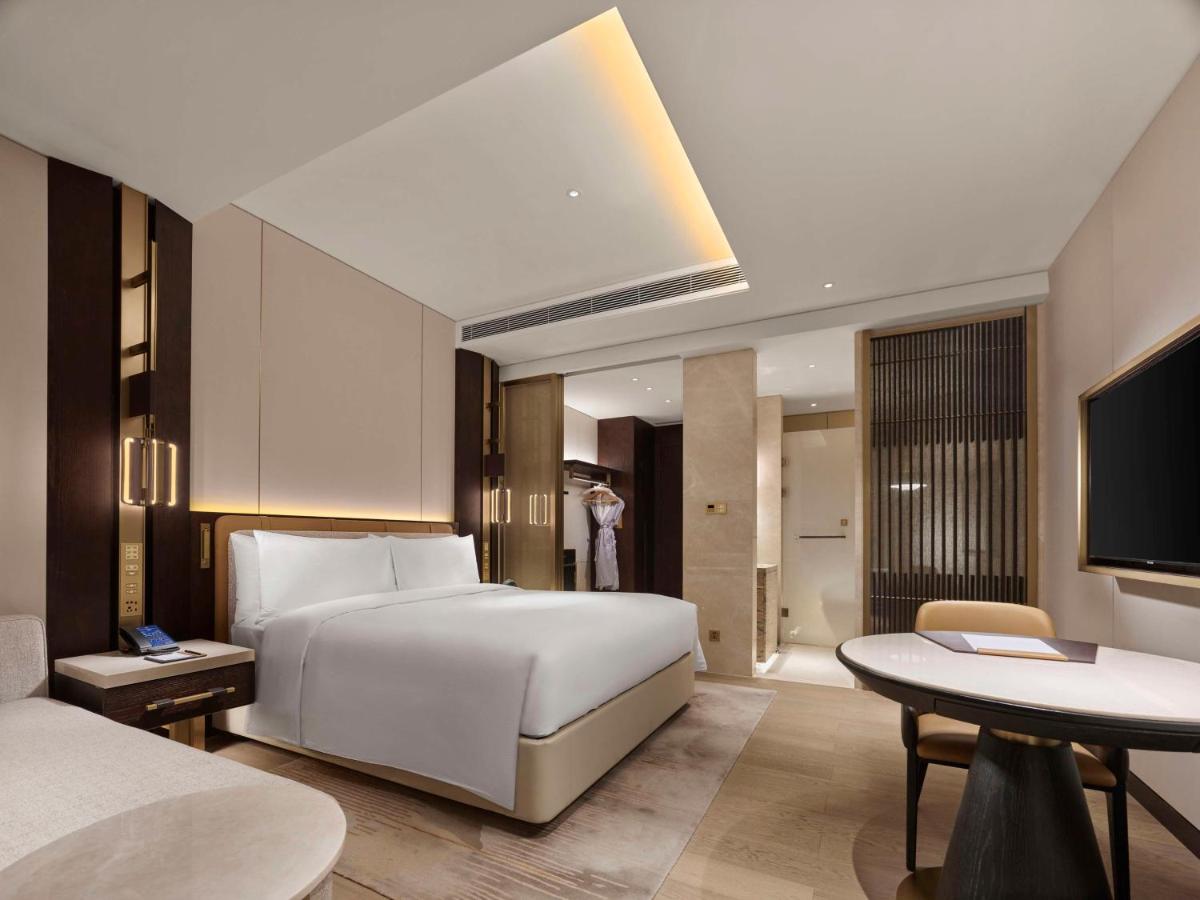 Hilton Lanzhou City Center - Housity