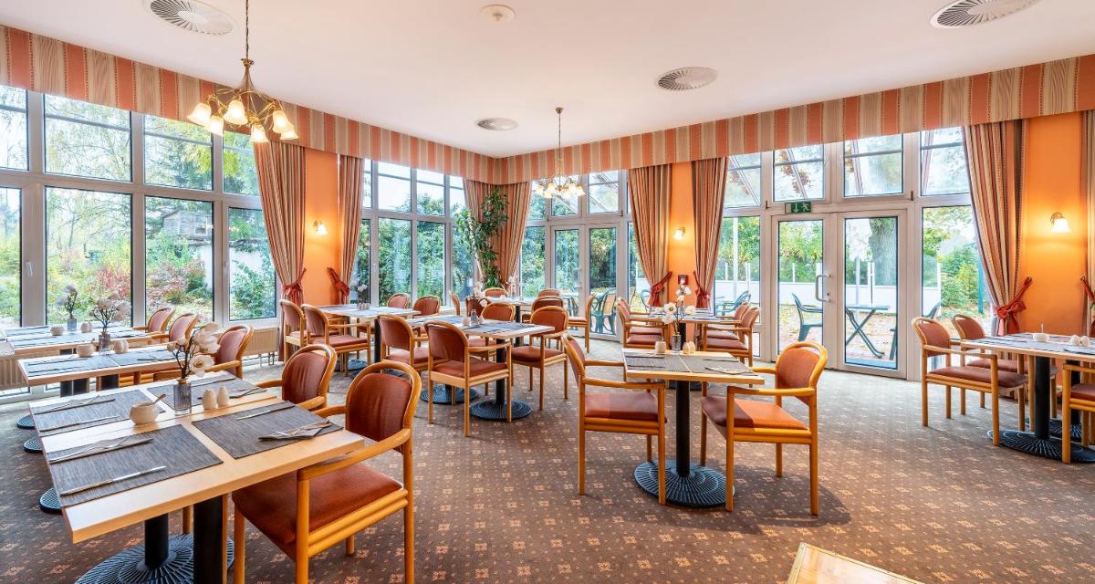 PLAZA INN Chemnitz - Housity