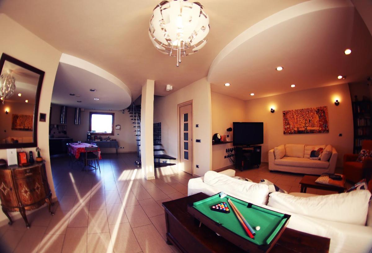 Oasi Brembate Bed and Breakfast - Housity