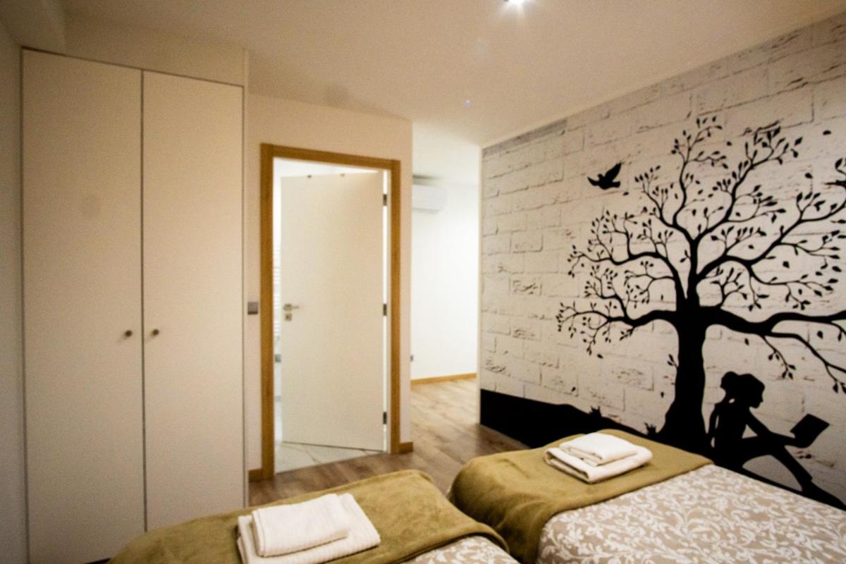 Appartement 1-4 pers - Aéroport CDG, Parc Expo, Villepinte - A L'Ombre du Pin 