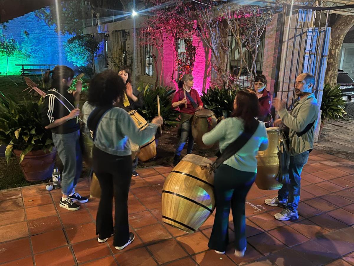 Viajero Colonia Hostel - Housity