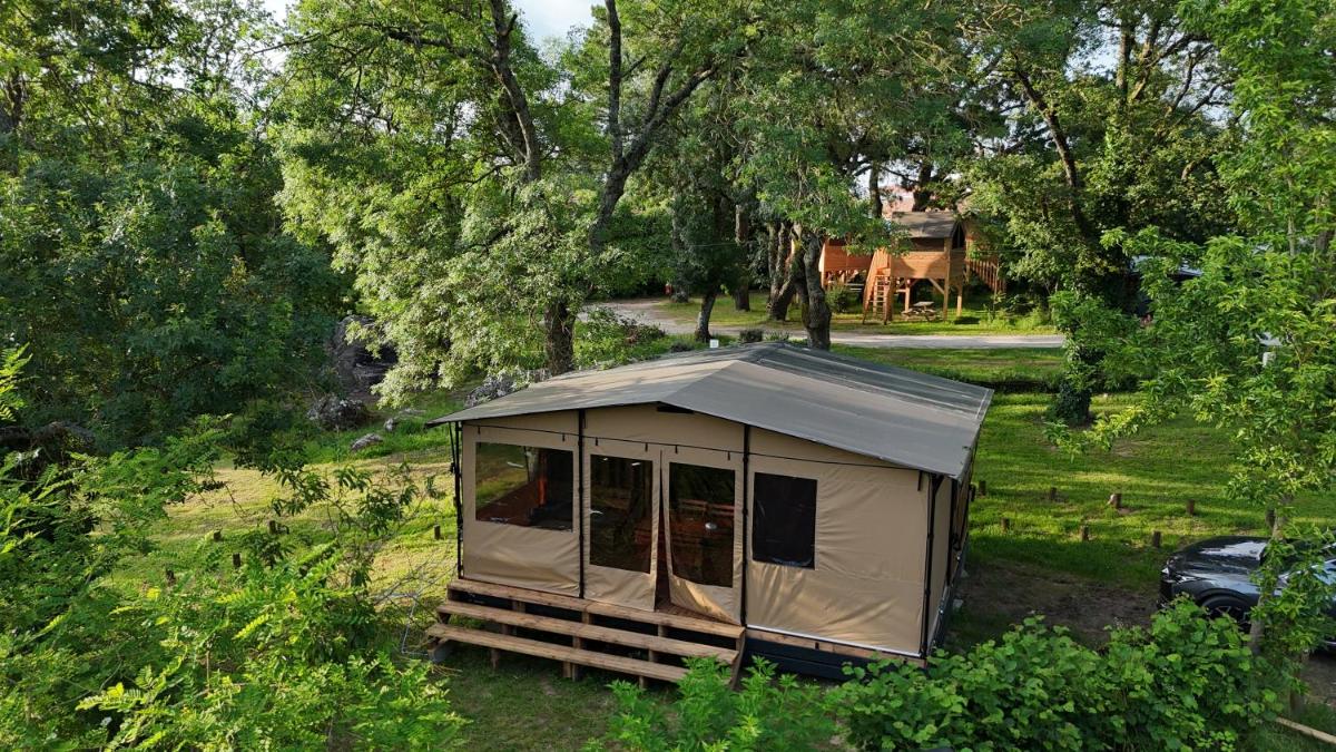 Camping Onlycamp Le Petit Port - Housity