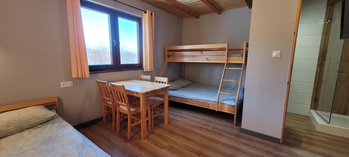 Wrzosowe Wzgórze - Housity