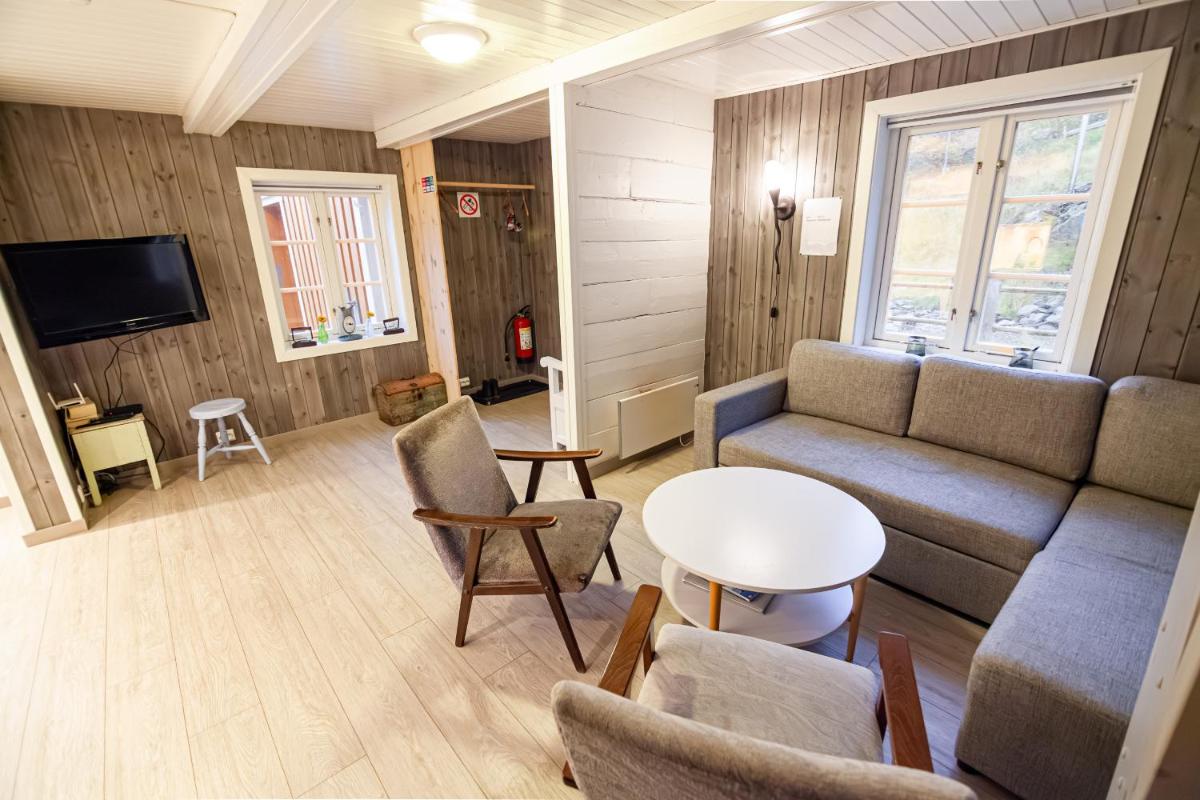Tind seaside cabins - Housity