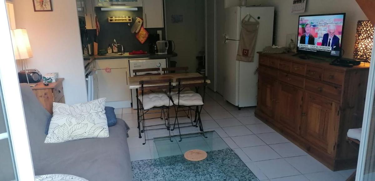 Appartement cosy à Saint-Mamet - 36 m² - Vue montagne - Housity