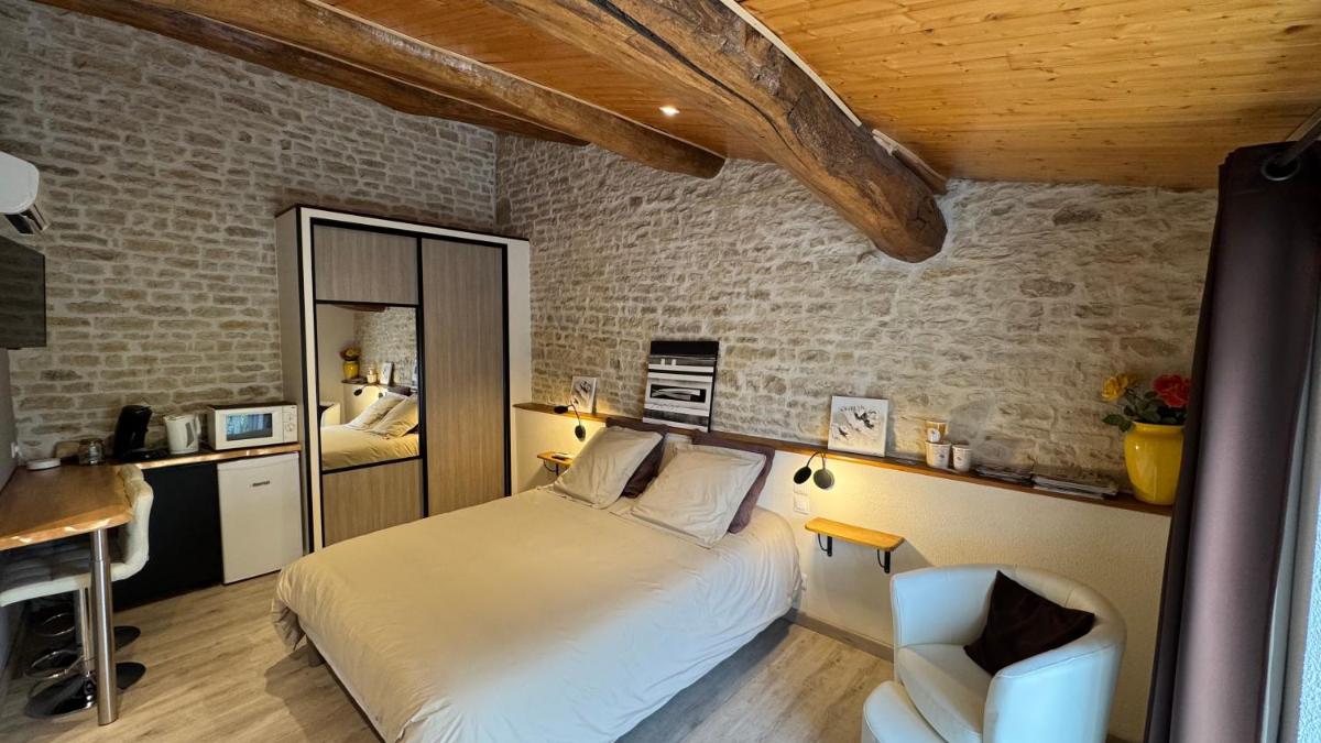 Chambres d'hôtes Les Rozières - Housity