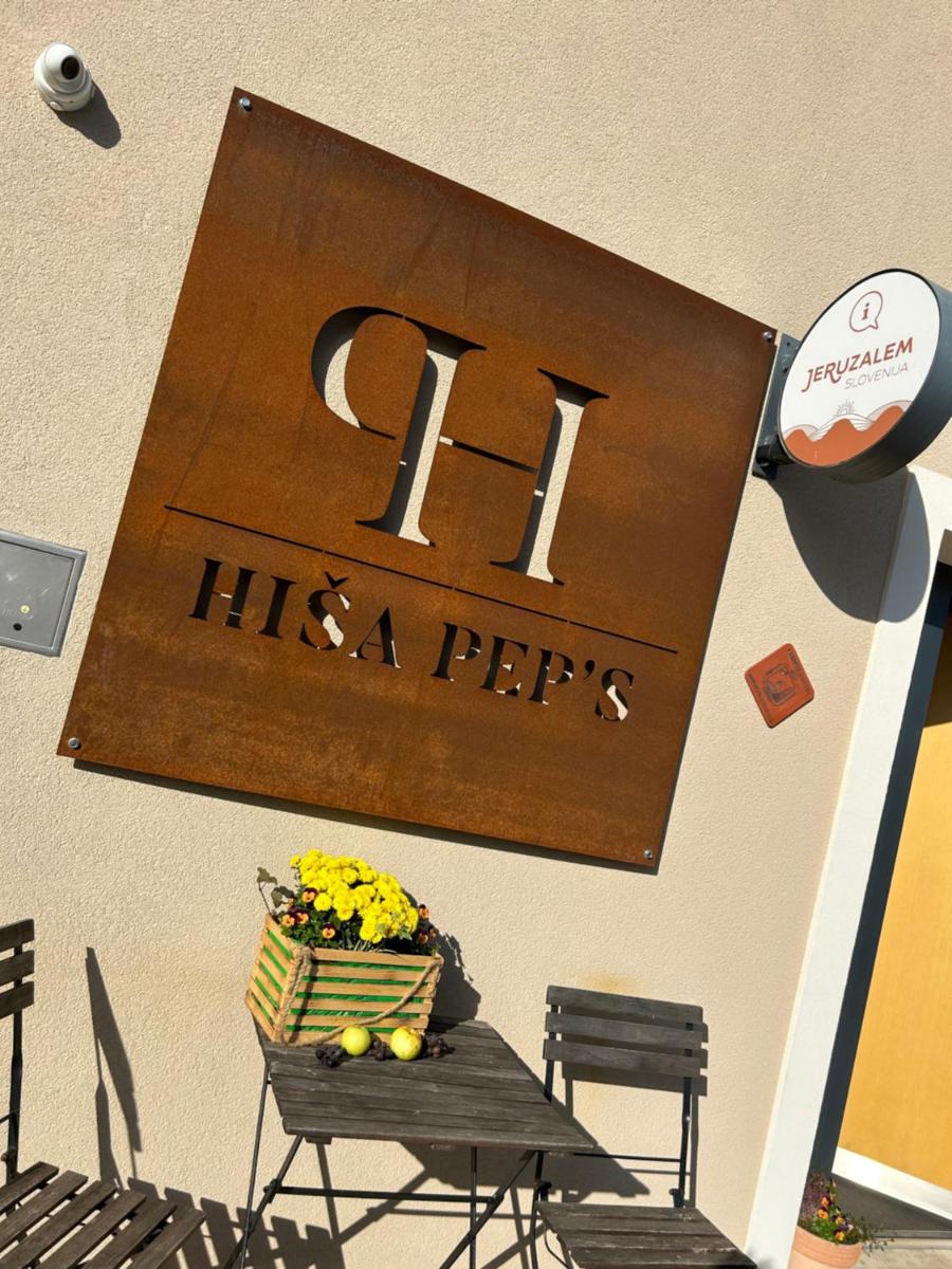 Hiša Pep's - Housity