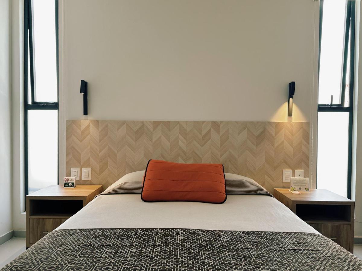 Hotel Mayis - Housity