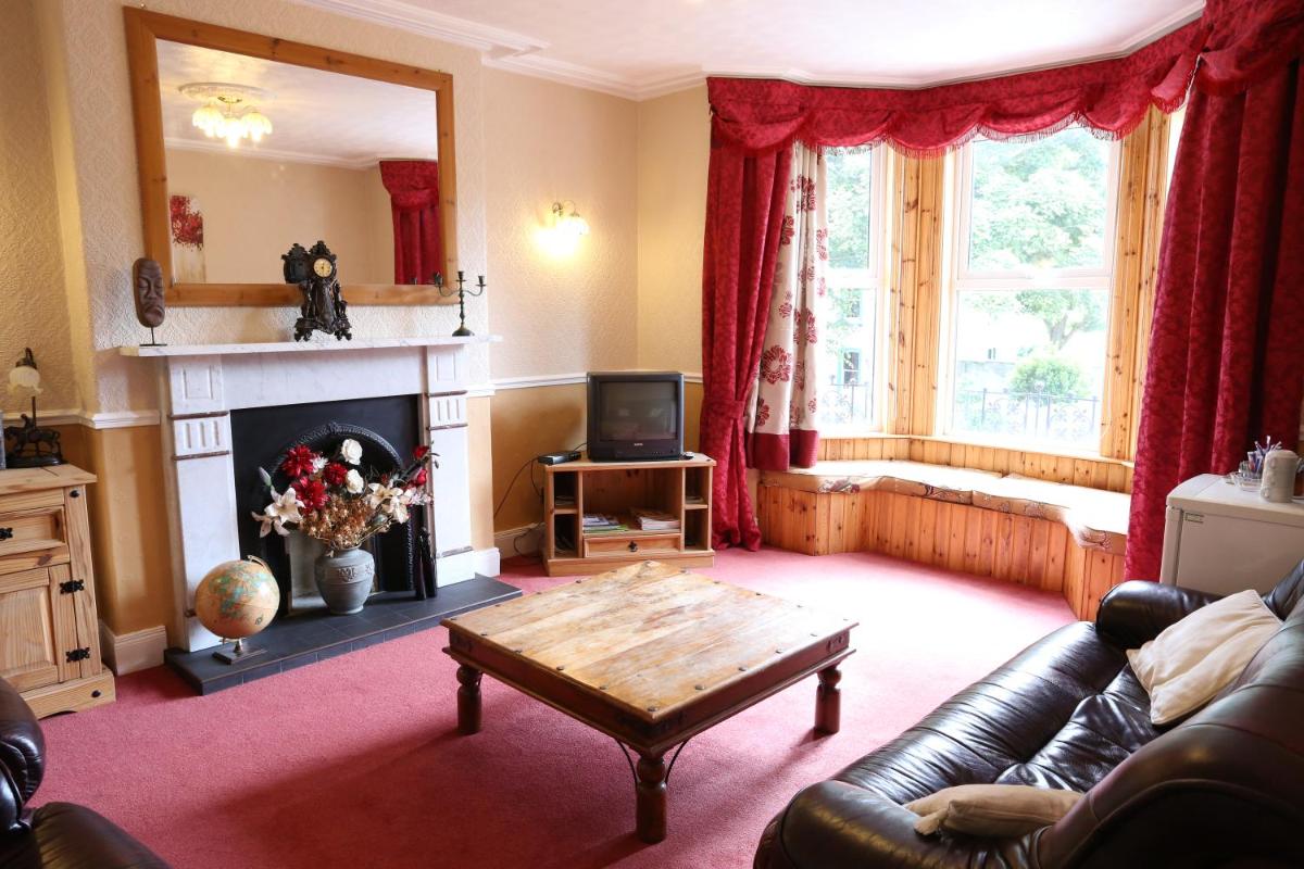 An Caislean Corratavey Guest House - Housity