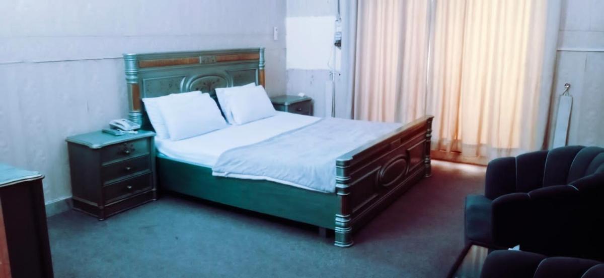 Askari Gold Crest - Housity