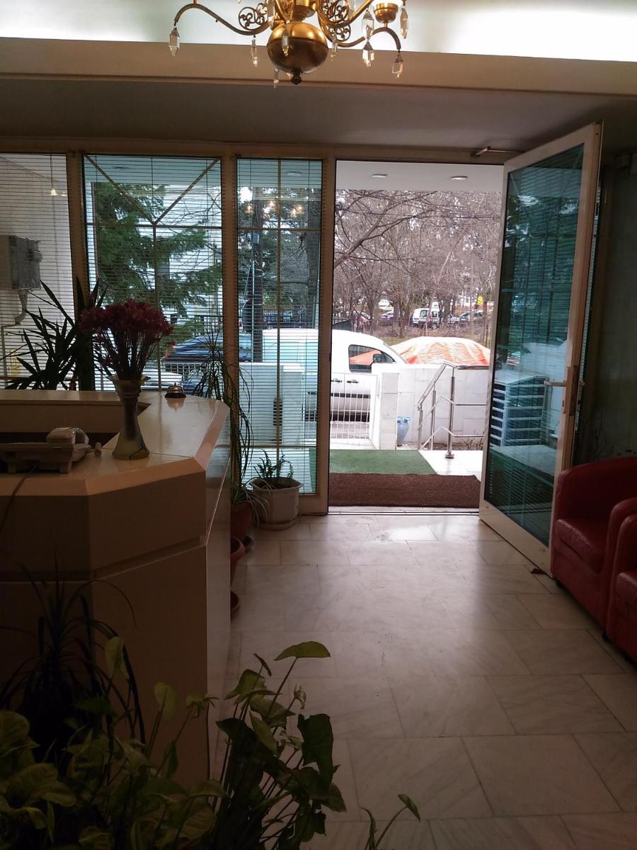 Pensiunea Helvetia - Housity