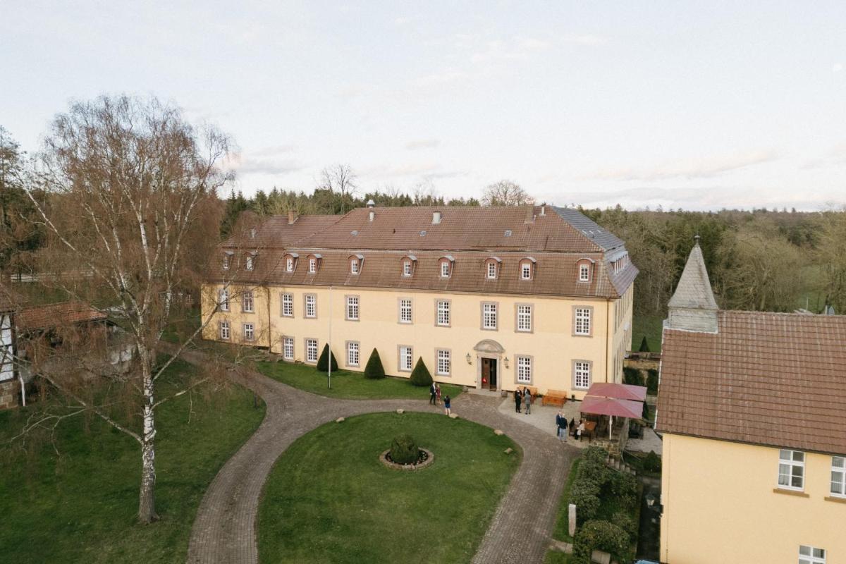Hotel Schloss Höhnscheid - Housity