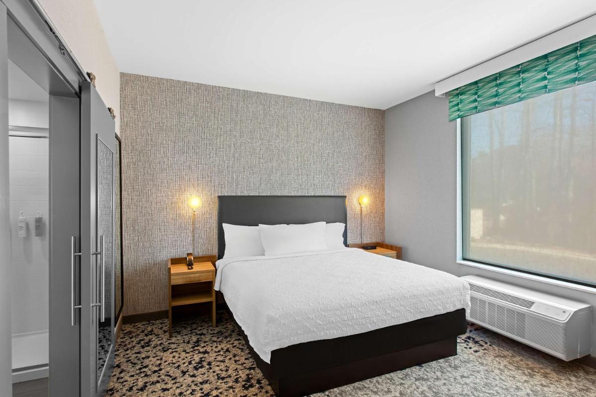 Home2 Suites By Hilton Hendersonville - Housity