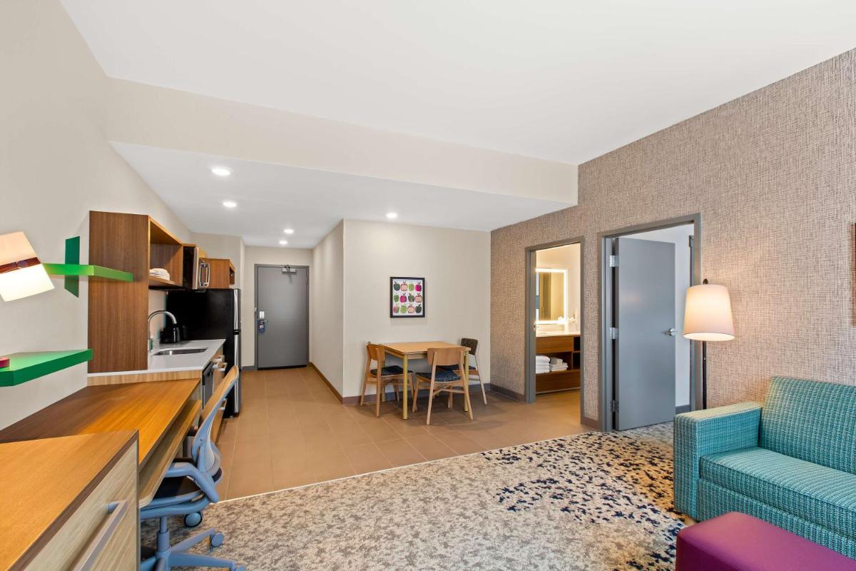 Home2 Suites By Hilton Hendersonville - Housity