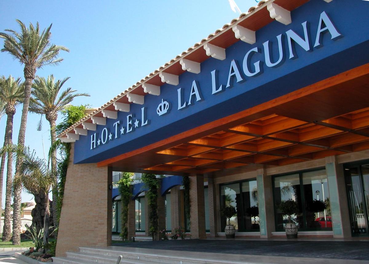 Imagen de la galería de Hotel La Laguna Spa & Golf, en Torrevieja