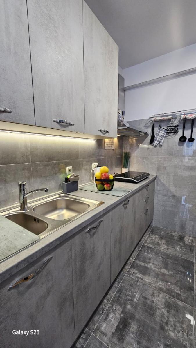 A house, free parking, sauna - Housity