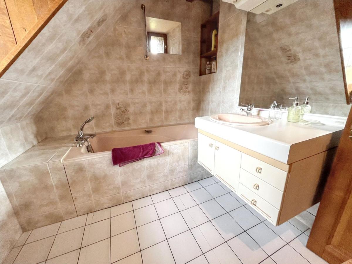 Maison cosy à Lanobre + Jardin - Hizvo