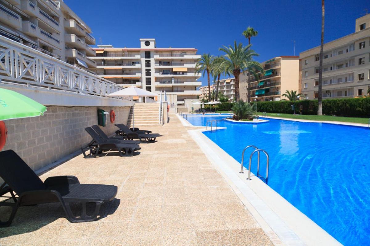 UHC Aquamarina Apartments - Housity