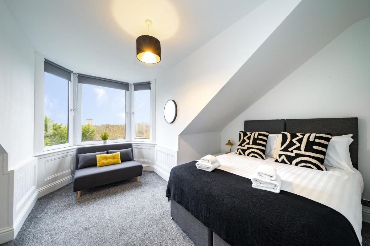 Cross Road Apartment - Housity