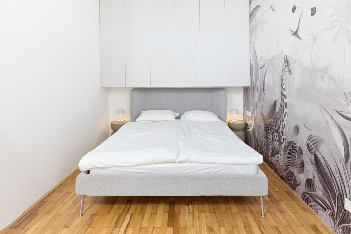 Ella's River Apartment - Housity