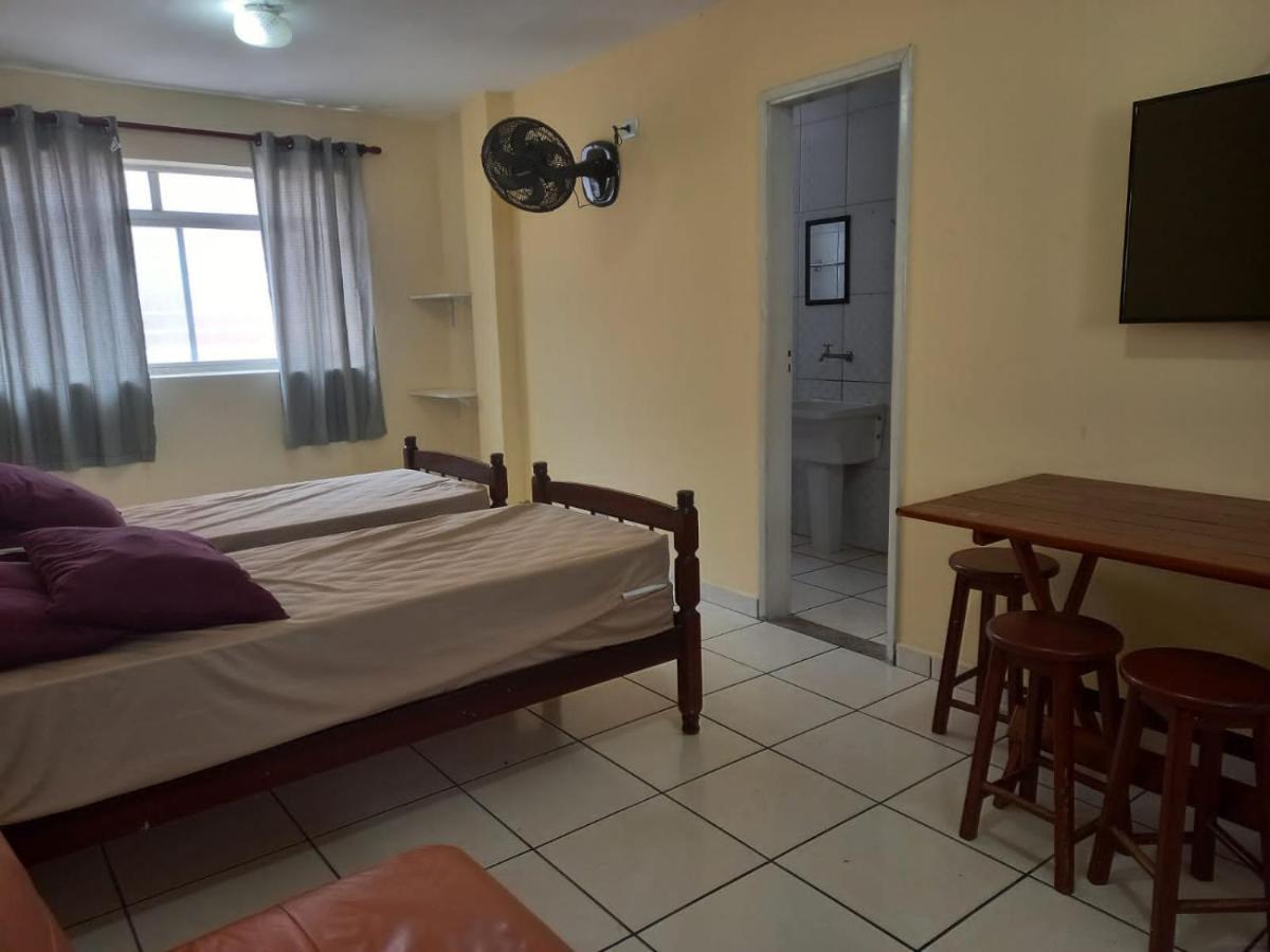 Apartamento Aviação - 2 quadras da praia - Housity