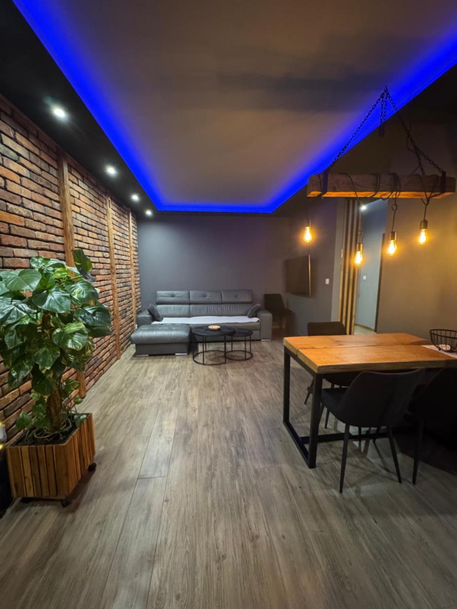 MERLIN Apartments - Housity