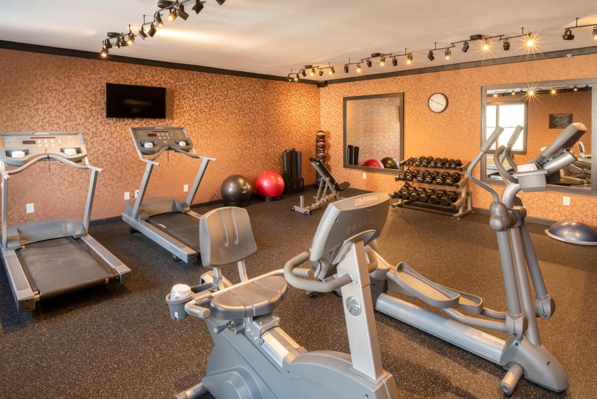 The Craftsman Inn & Suites - Housity