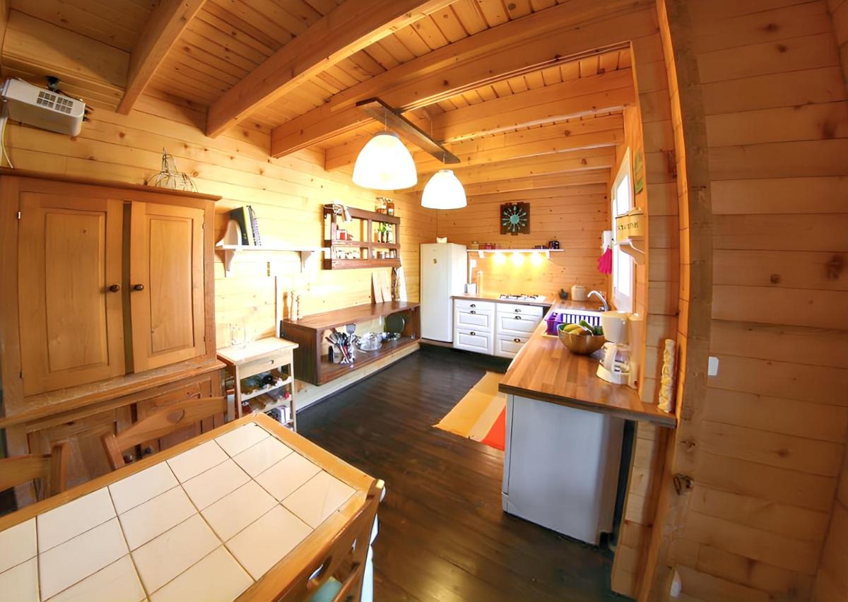 Chalet spacieux et convivial à Vincendo avec piscine et jacuzzi. - Housity