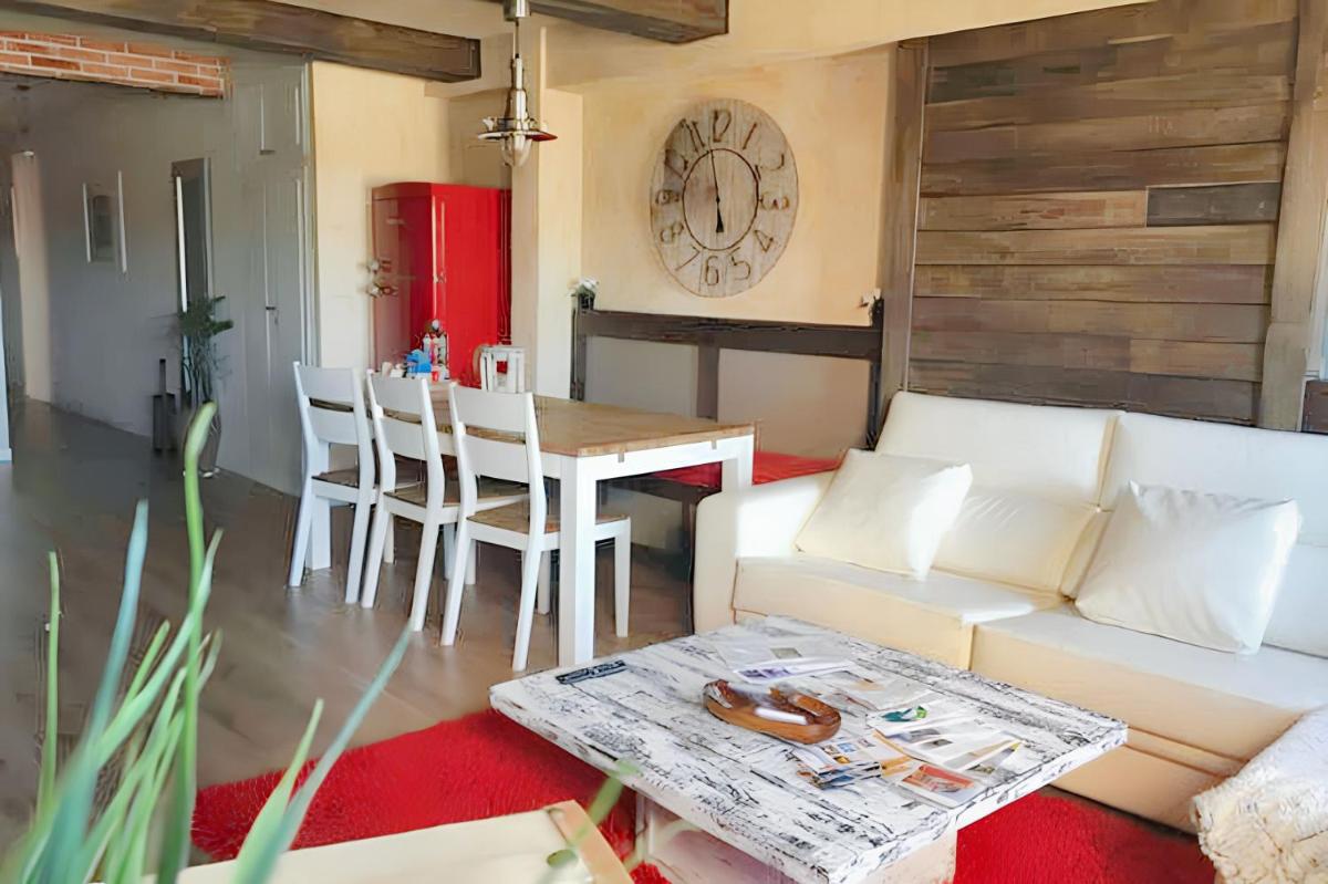 Charming apartment in Cuenca with fireplace 80 sqm - Housity