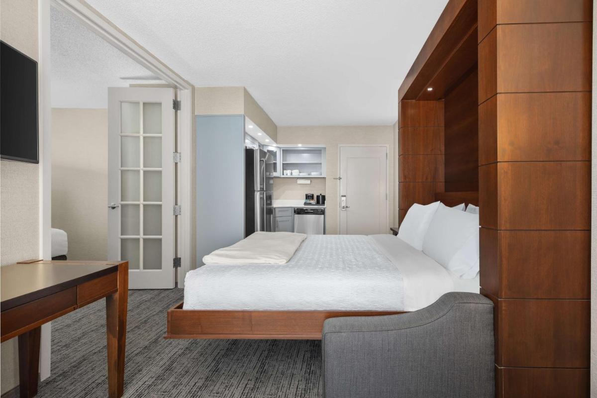 Homewood Suites By Hilton Downers Grove Chicago, Il - Housity
