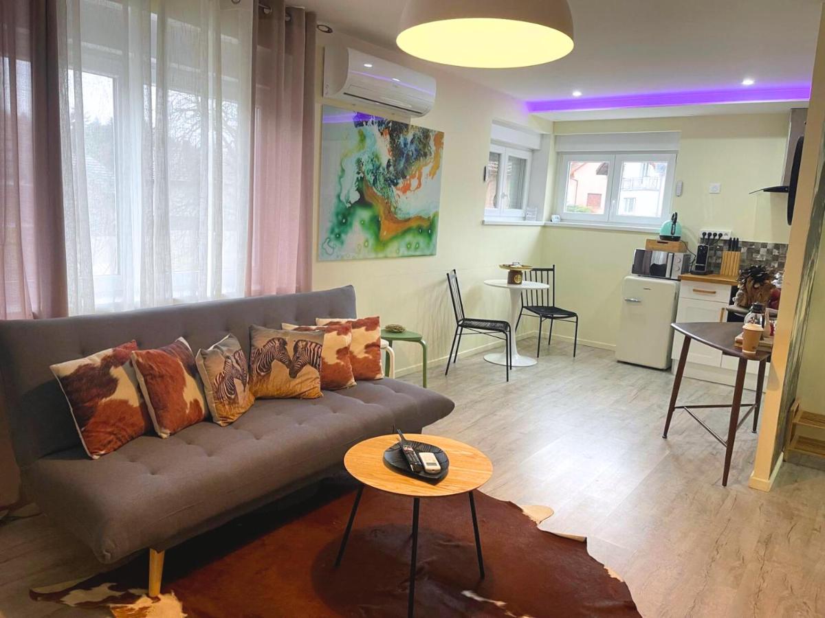 La Bonbonnière by Leslodgespa - Housity
