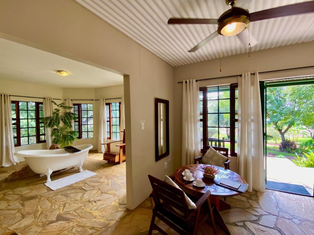 Tambuti lodge - Housity